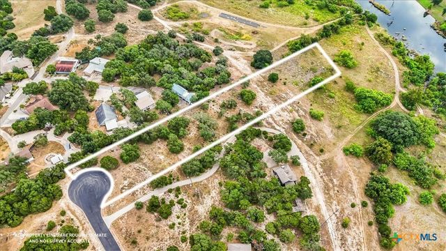 154 Double Tree Lane, Canyon Lake, TX 78133