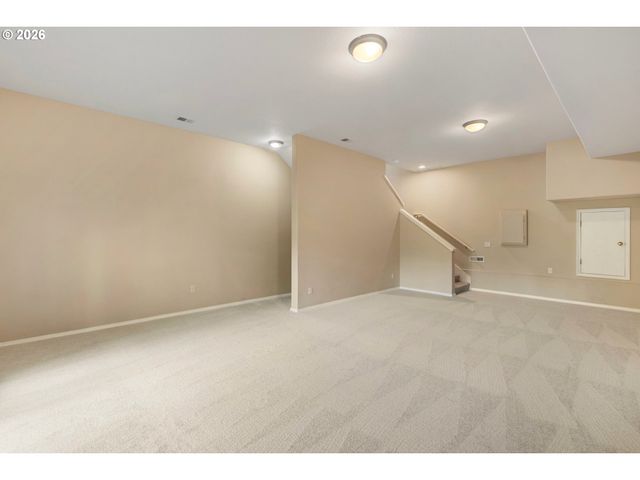 20263 HOODVIEW Ave, West Linn, OR 97068