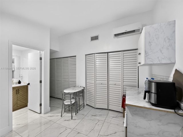 19800 NW 5th Ave, Miami Gardens, FL 33169