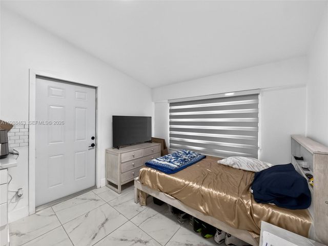 19800 NW 5th Ave, Miami Gardens, FL 33169