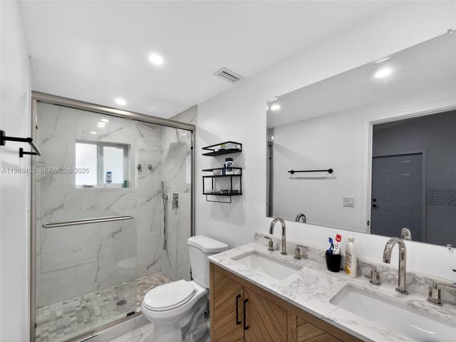 19800 NW 5th Ave, Miami Gardens, FL 33169