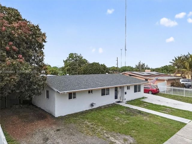 19800 NW 5th Ave, Miami Gardens, FL 33169