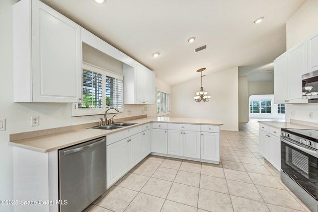 7105 Mendell Way, Melbourne, FL 32940