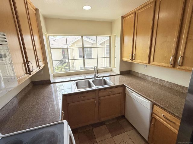 3575 Grove St 244, Lemon Grove, CA 91945