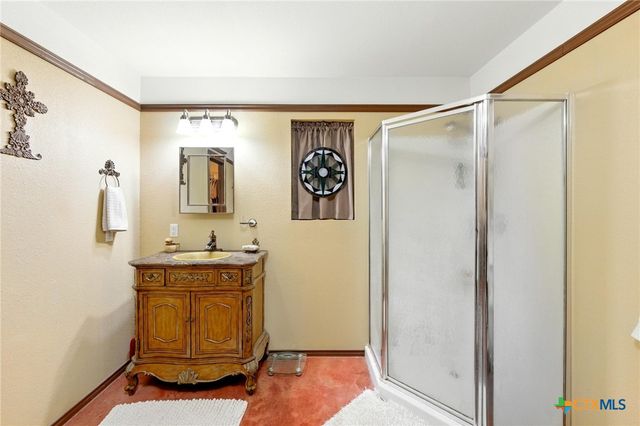 444 Wattsville Road, Luling, TX 78648