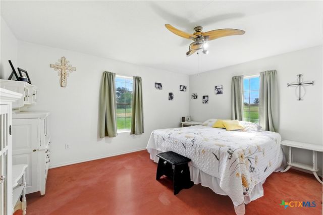 444 Wattsville Road, Luling, TX 78648