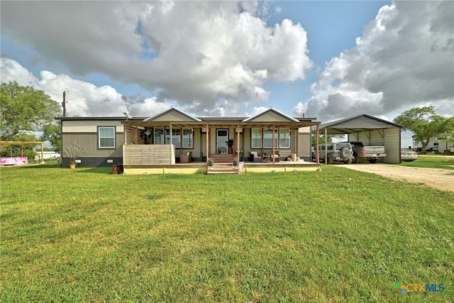 444 Wattsville Road, Luling, TX 78648