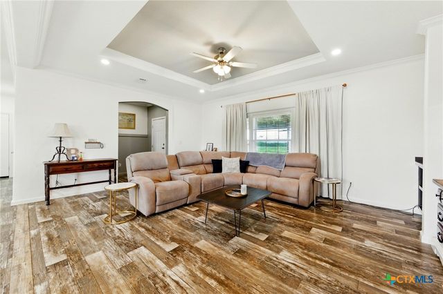 444 Wattsville Road, Luling, TX 78648