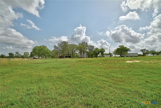 444 Wattsville Road, Luling, TX 78648