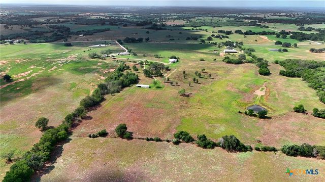 444 Wattsville Road, Luling, TX 78648
