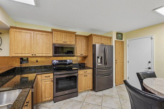 1330 NW 123rd Avenue, Pembroke Pines, FL 33026
