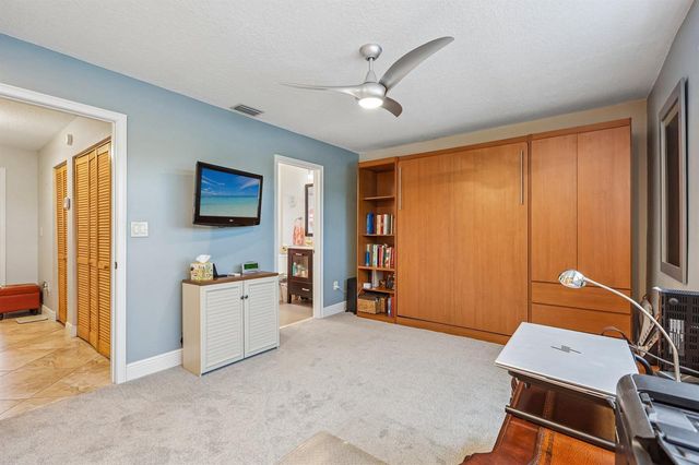 1330 NW 123rd Avenue, Pembroke Pines, FL 33026