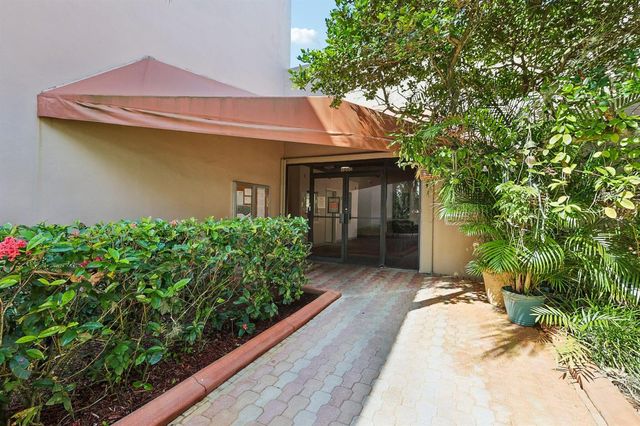 1330 NW 123rd Avenue, Pembroke Pines, FL 33026