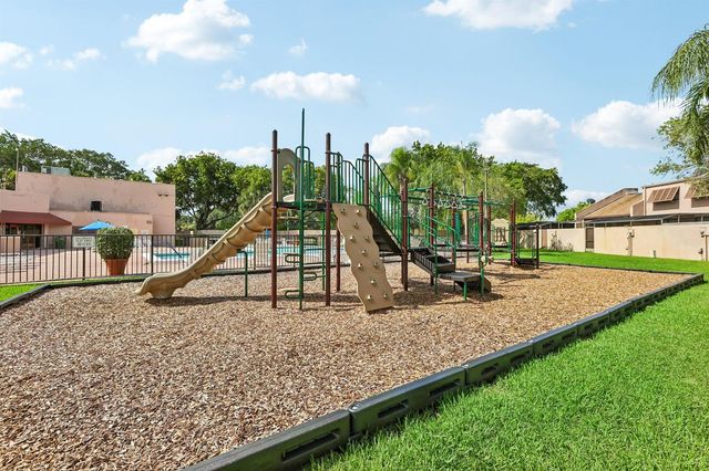 1330 NW 123rd Avenue, Pembroke Pines, FL 33026