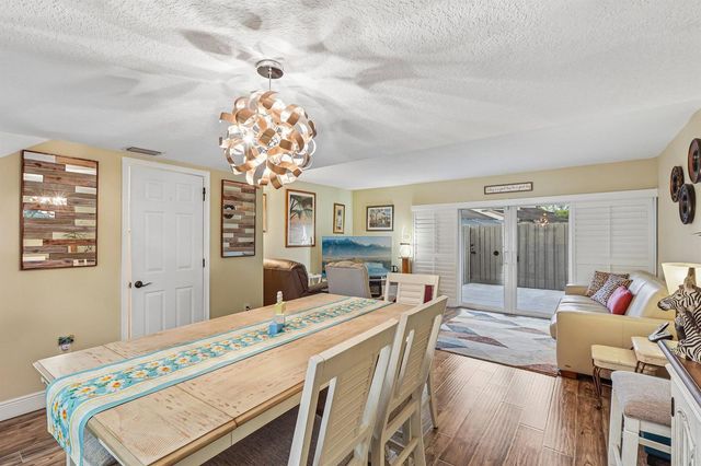 1330 NW 123rd Avenue, Pembroke Pines, FL 33026