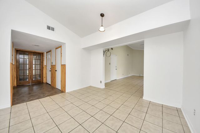 10315 Carlow Lane, La Porte, TX 77571