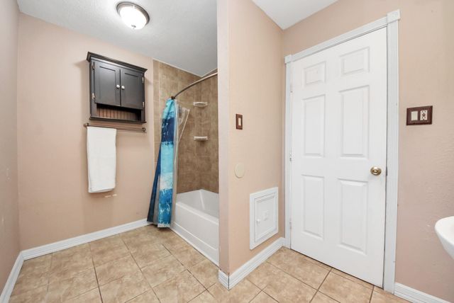 10315 Carlow Lane, La Porte, TX 77571