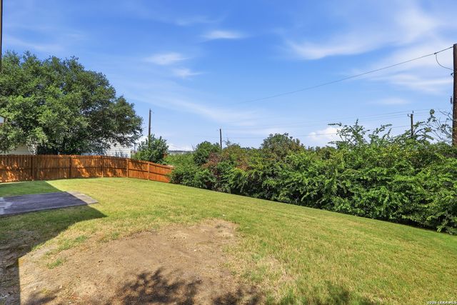 7911 Hoosier Park, Selma, TX 78154