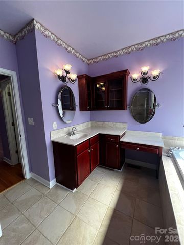 4209 Cheshire Glen Drive, Monroe, NC 28110