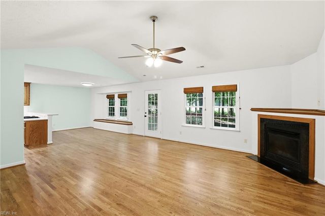 505 Plantation Rd, North, VA 23128