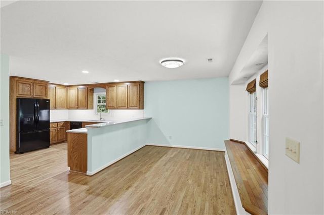 505 Plantation Rd, North, VA 23128