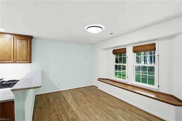 505 Plantation Rd, North, VA 23128
