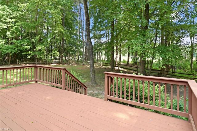 505 Plantation Rd, North, VA 23128