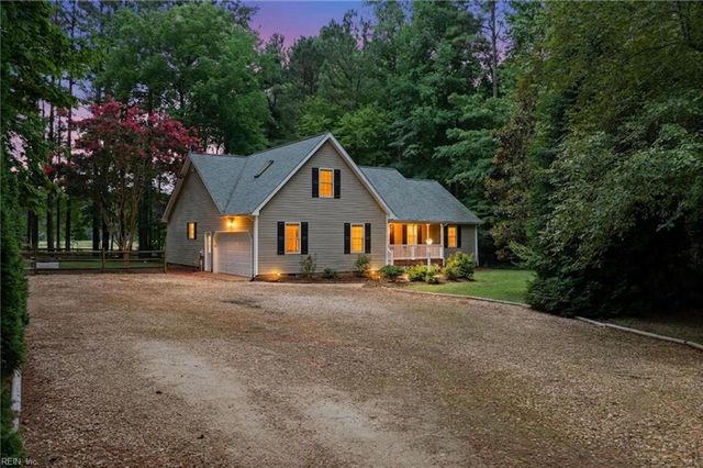 505 Plantation Rd, North, VA 23128