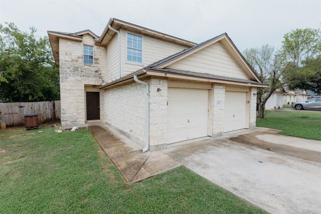 1029 Christopher Ave A, Round Rock, TX 78681
