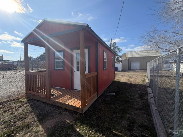 135 Locust St., Twin Falls, ID 83301