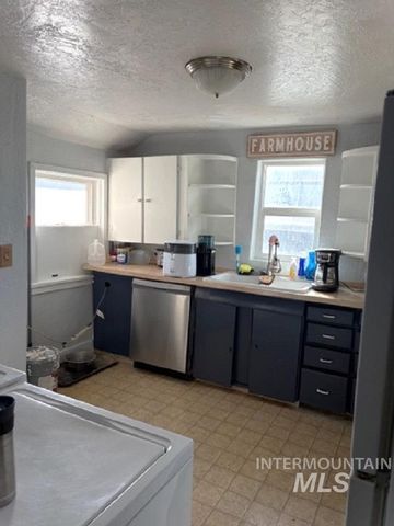 135 Locust St., Twin Falls, ID 83301