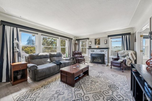 732 Jennings Ave, Vallejo, CA 94591