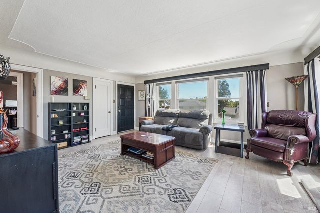 732 Jennings Ave, Vallejo, CA 94591