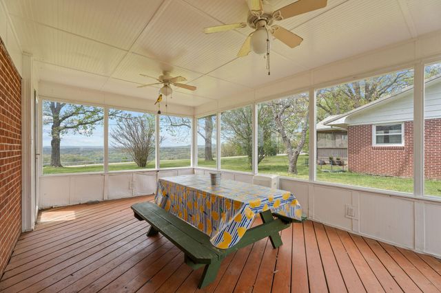 155 N Hickory Street, Forsyth, MO 65653