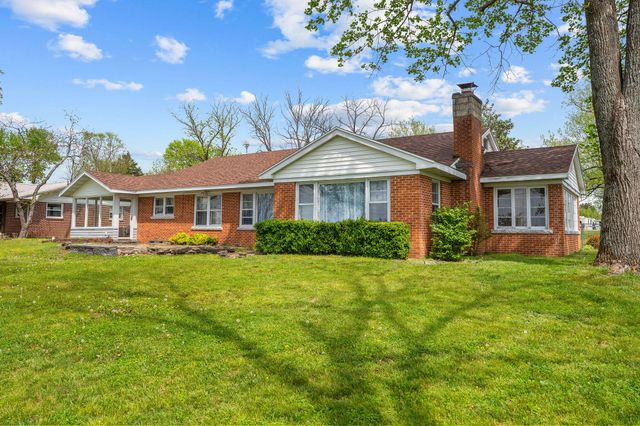 155 N Hickory Street, Forsyth, MO 65653