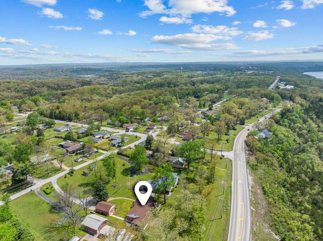 155 N Hickory Street, Forsyth, MO 65653