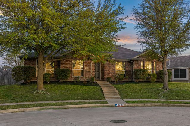 2120 Paintcreek Court, Rockwall, TX 75032