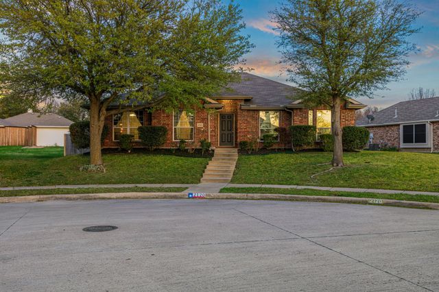 2120 Paintcreek Court, Rockwall, TX 75032