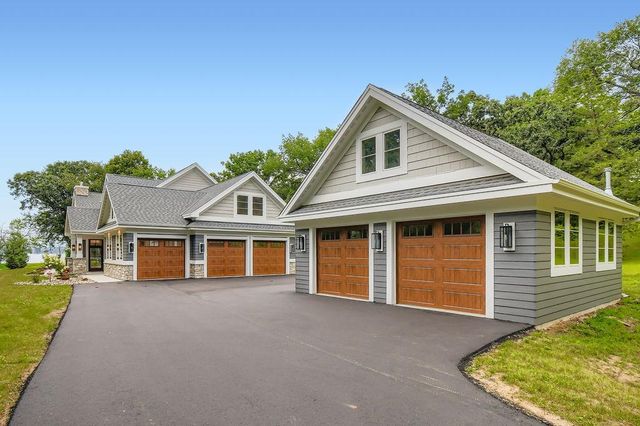 294 Cove Road, Hudson, WI 54016