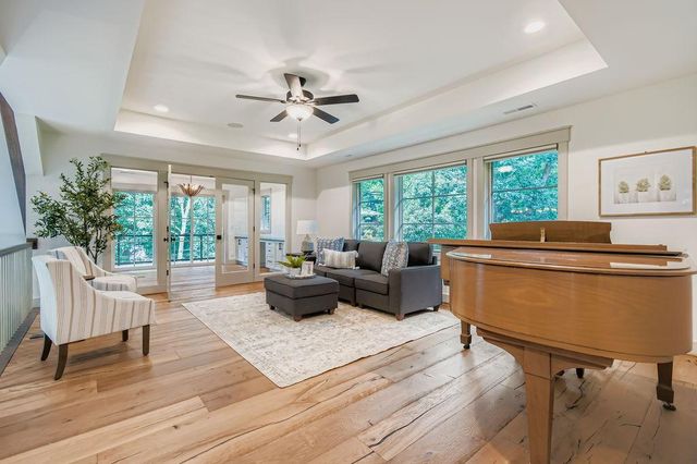 294 Cove Road, Hudson, WI 54016