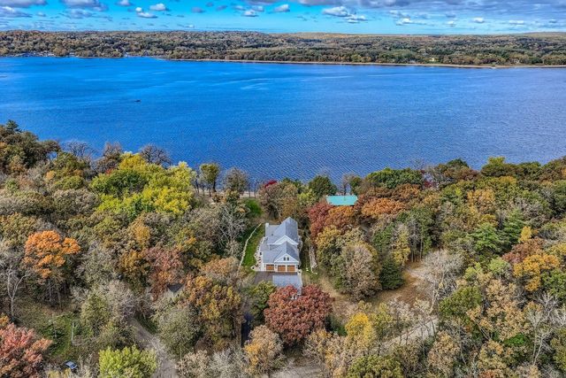 294 Cove Road, Hudson, WI 54016