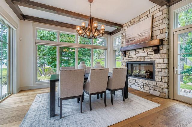 294 Cove Road, Hudson, WI 54016