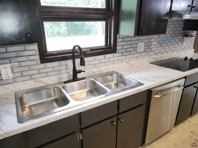 109 Delchamps, Warner Robins, GA 31093