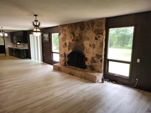 109 Delchamps, Warner Robins, GA 31093