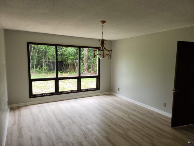 109 Delchamps, Warner Robins, GA 31093