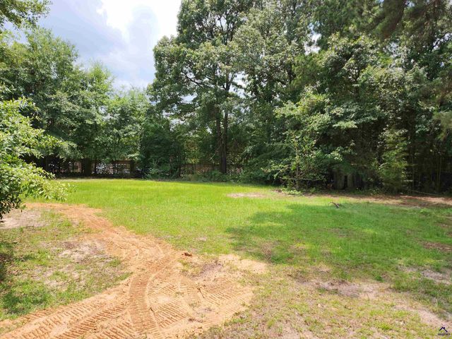 109 Delchamps, Warner Robins, GA 31093