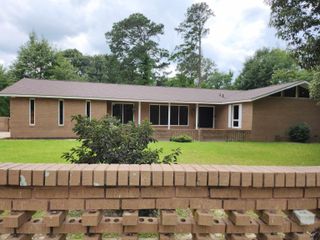 109 Delchamps, Warner Robins, GA 31093