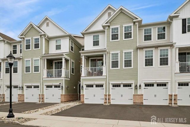 24 Depot Way, Dunellen, NJ 08812