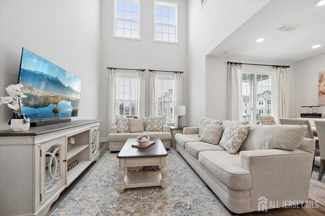 24 Depot Way, Dunellen, NJ 08812