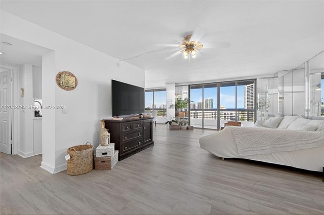 3500 Mystic Pointe Dr 1804, Aventura, FL 33180